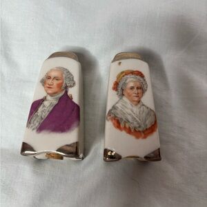 vintage George and Martha Washington salt pepper shakers, cork stoppers